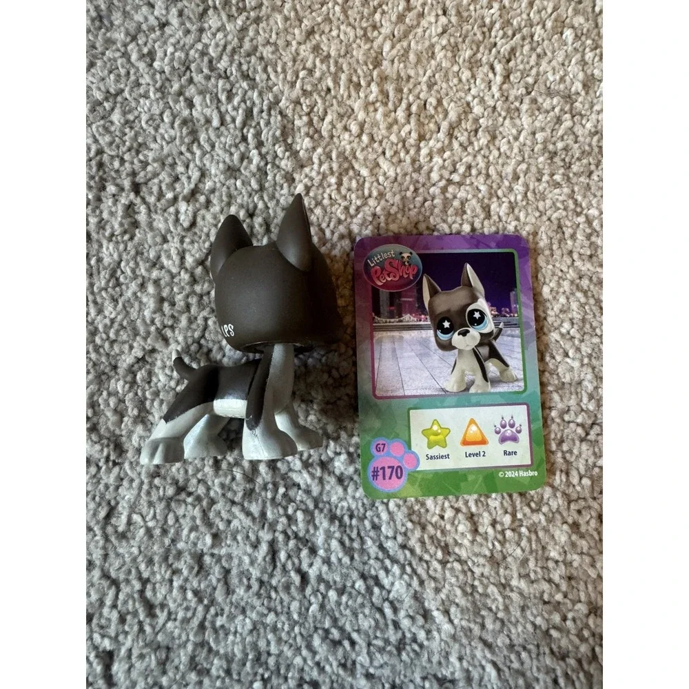 Littles Pet Shop (LPS)  Great Dane #170 Generation 7 Blue Star Eyes
